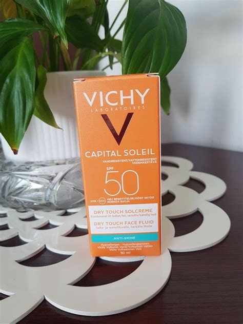 Vichy capital soleil matujący krem do twarzy spf 50 skóra mieszana i t