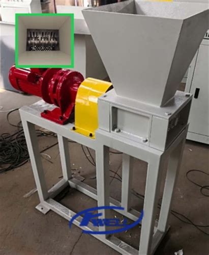 1 5KW Motor Power Small Mini Shredder Recycling Machine For Plastic