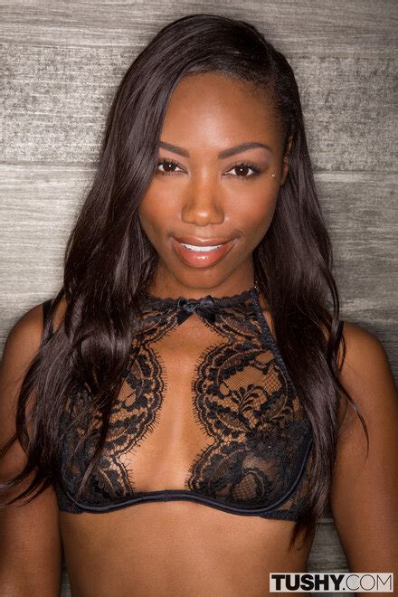 Chanell Heart Hot Actress Gets Anal From Agent Porn Pic