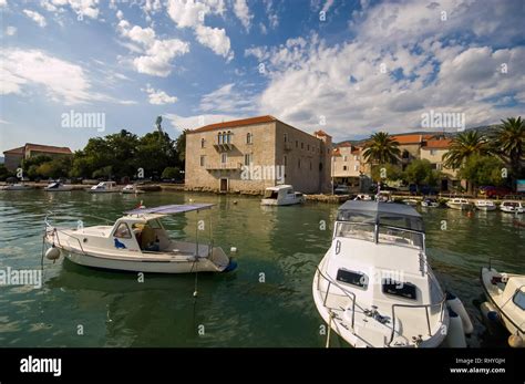 Muzej grada kastela Fotos und Bildmaterial in hoher Auflösung Alamy