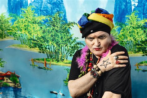 C Mo Reclutar A Un Joven Gay Para Que Sea Guerrillero Revistaorsai