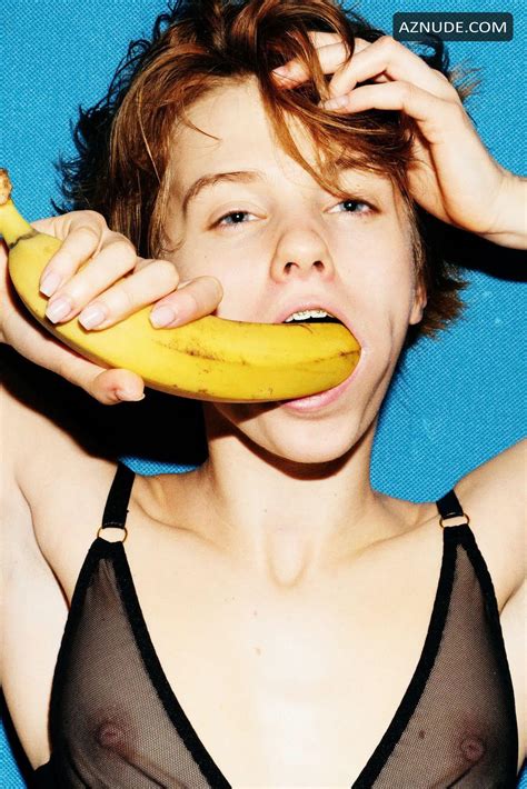 Marta Gromova Fool Around Naked With A New Photo Shoot By Andrey Rastegaev Aznude