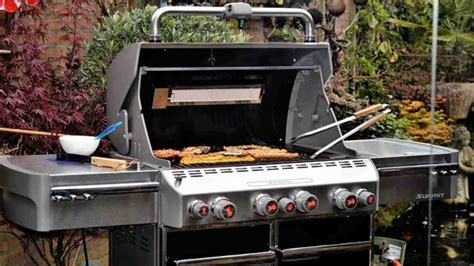 Angolo Barbecue In Giardino Come Realizzarne Uno Con I Consigli Degli