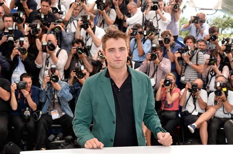 Robert Pattinson Le Sex Symbol Fait Un Retour Foudroyant Sur La Croisette