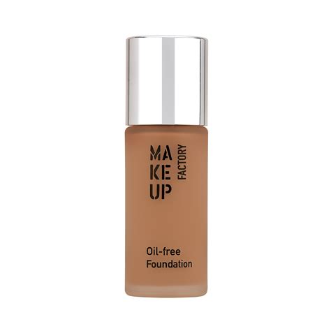 Oil-free Foundation - Make up Factory