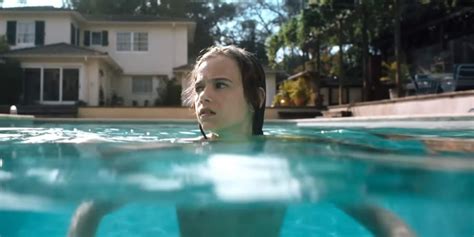 Young Night Swim and Fear the Walking Dead Star Speaks About the Scary Sets