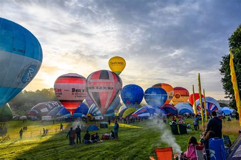 Readers' Photos From Balloon Fiesta Mass Ascent - Bristol Live