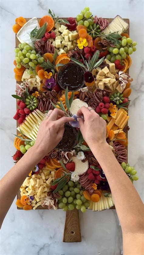 How To Make A Large Charcuterie Board Serving 25 30 People Charcuterie Inspiration Christmas