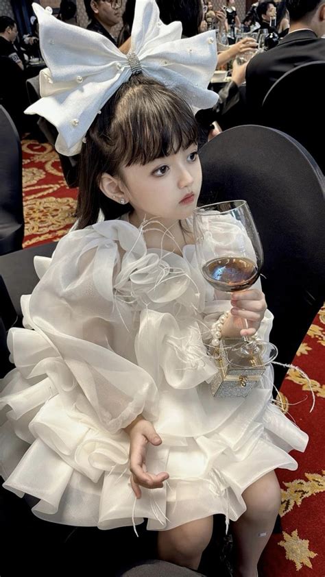 B Ng I M Cu I N M Tr Ng C A Hot Girl Nh Vtv To N Soi Nh N X T C A C Gi O M I N T Ng