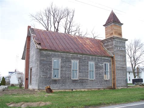 Oh Dola Church Old Weatherbeaten Church In The Community Flickr