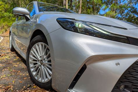 2025 toyota camry sport 3