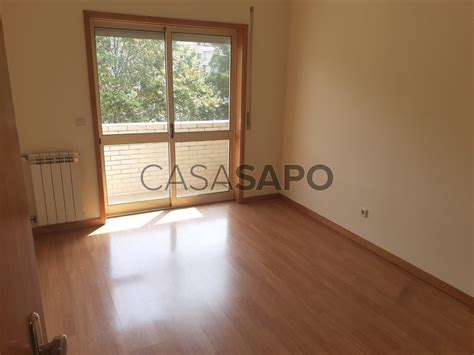 Apartamento 1 habitación 1 hab auxiliar Alquiler 696 en Vila Nova