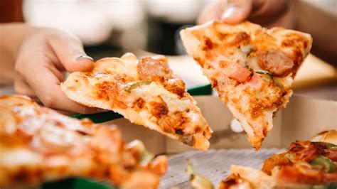 Manger une part de pizza pourrait réduire votre espérance de vie de 7