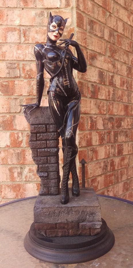 Catwoman Batman Returns Michelle Pfeiffer Premium Format Statue