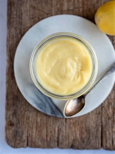 Lemoncurd Lækker opskrift på hjemmelavet citroncreme