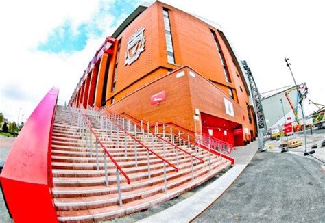 Liverpool FC - Anfield - Stadium Tour - Only By Land