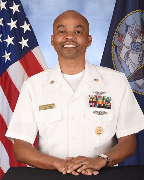 Cmdcm Commander Navy Region Hawaii Bio Detail