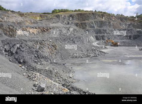 Quarry quarries quarrying hi-res stock photography and images - Alamy