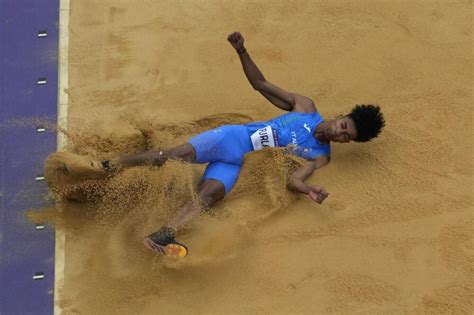 Atletica Mattia Furlani Supera Gli Metri E Si Qualifica Per La