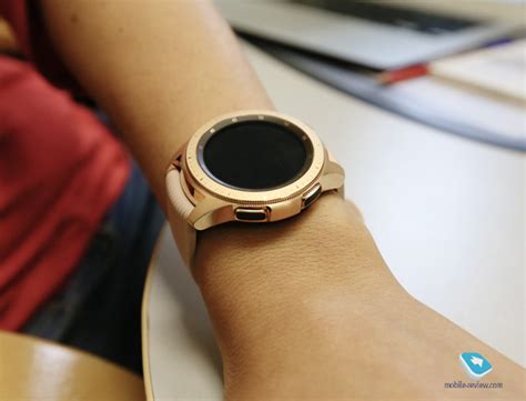 Mobile-review.com Обзор умных часов Samsung Galaxy Watch Active 2 (SM ...