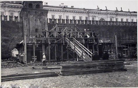 Lenin’s tomb | The Charnel-House