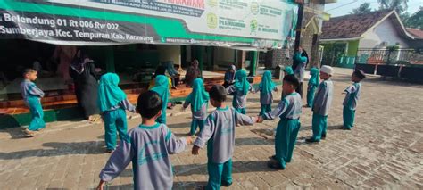 Pentingnya Pendidikan Anak Usia Dini Studi Kasus PAUDQU Al Mukarromah