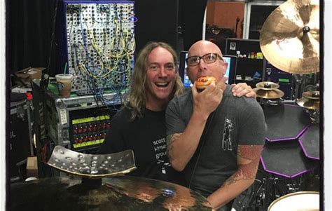 Danny Carey from Tool hopes "New Tool EP in the quarantine"