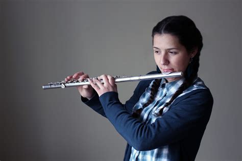 how to play a woodwind instrument