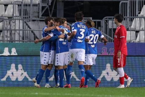 Brescia Perugia Buona Prestazione Per Le Rondinelle Radio Voce