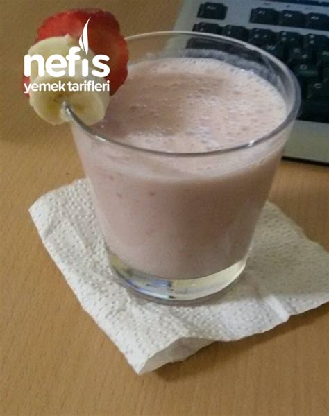 Çilekli Muzlu Smoothie Nefis Yemek Tarifleri