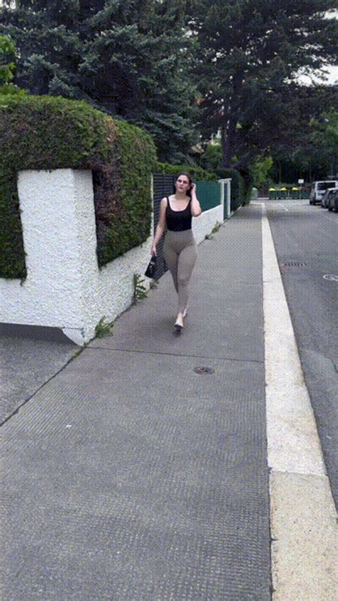 Who S This Perfect Ass Girl Walking Down The Street Replies NameThatPorn