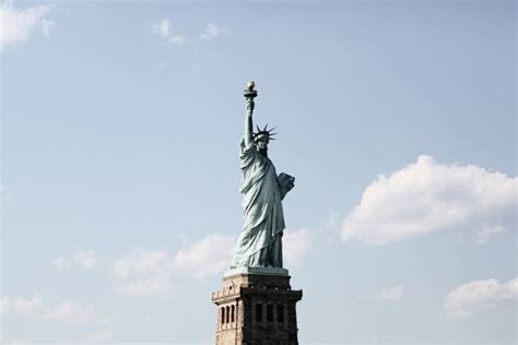 Images Gratuites ciel New York monument statue de la Liberté la