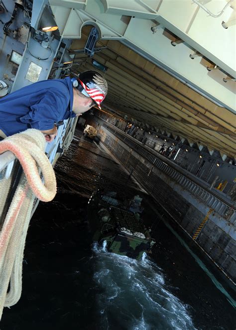 DVIDS Images USS Gunston Hall Action Image 1 Of 4