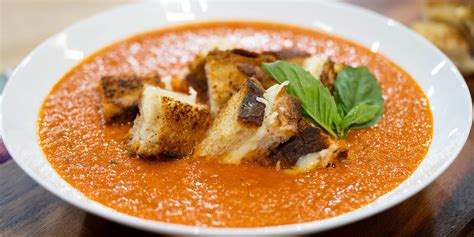 Creamy Tomato Soup With Grilled Cheese Croutons Recipe Recipe Cart