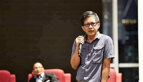 Rocky Gerung Ungkap Kalimat Pertama Luhut Setelah Membaik