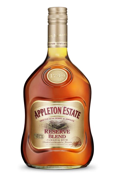 Review: Appleton Estate Signature Blend, Appleton Estate Reserve Blend