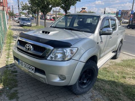 Vând Toyota Hilux Uricani OLX ro