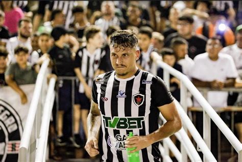 Invicto na Série C Warley comenta boa fase do Botafogo PB PB Esportes