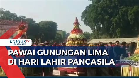 Pawai Gunungan Lima Peringati Hari Lahir Pancasila Warga Bawa Puluhan