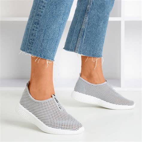 Szare Sportowe Buty Damskie Typu Slip On Poliea Obuwie Jasnoszary