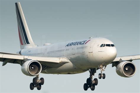 Air France Airbus A330 203 F GZCH V1images Aviation Media