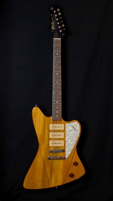 Fret King Esprit III P 90 natural, by Patrick Eggle – Checkpoint Guitars