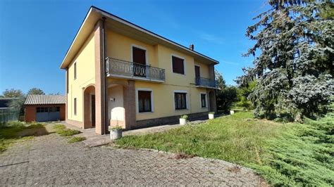 Villa In Vendita In Via Giuseppe Mazzini Casanova Lonati Idealista