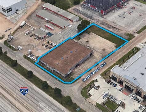 bikes direct inks  square foot lease  houston citybiz