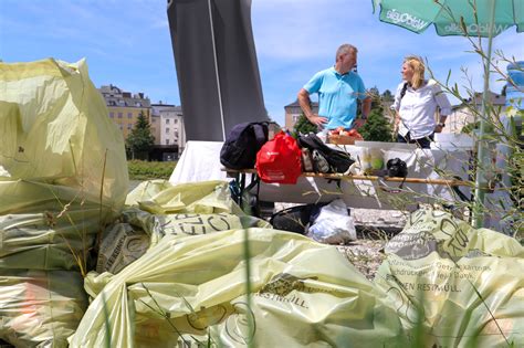 FMT Pictures Müllsammelaktion von Oceanblue und BAWAG an der Salzach