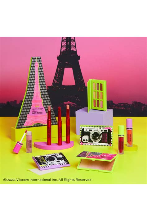 Revolution X Emily In Paris Just A Kiss Cream Lipstick Mindy Taupe Nude Ruj Fiyat Yorumlar