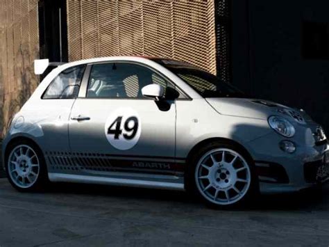 FIAT 500 ABARTH ASSETTO CORSE 42 49 STRADALE 2013 pièces et