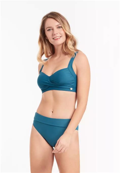 Buy Sunseeker Core Solid Corsair Plus Cup Twist Front Bikini Top Online Zalora
