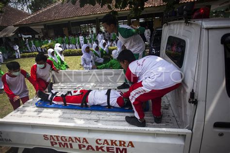 Simulasi Bencana Gunung Merapi Antara Foto