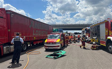 Unfall Auf Der A5 Zwischen Karlsruhe Nord Und Bruchsal